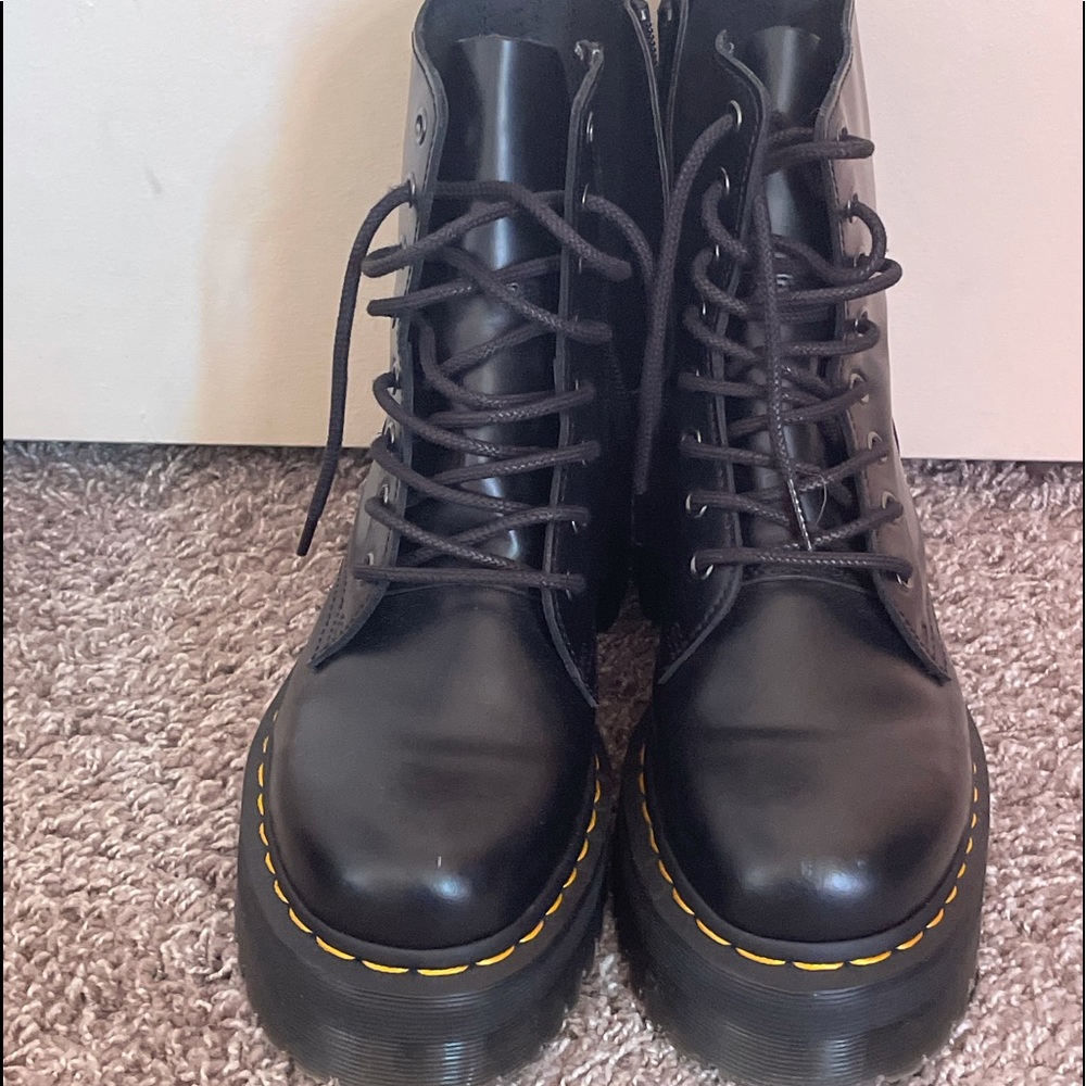 COPY - Dr. Martens Jadon platform boots! Size 8 women’s